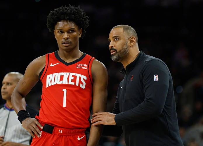 阿门本赛季场均15+5+5+1断&命中率50%+ 达此数据唯一非全明星球员