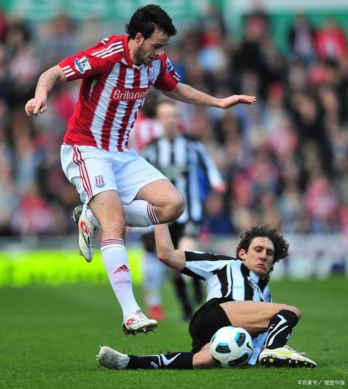 时隔65年重返英冠！英甲林肯城预算500万镑，队内顶薪每周3500镑