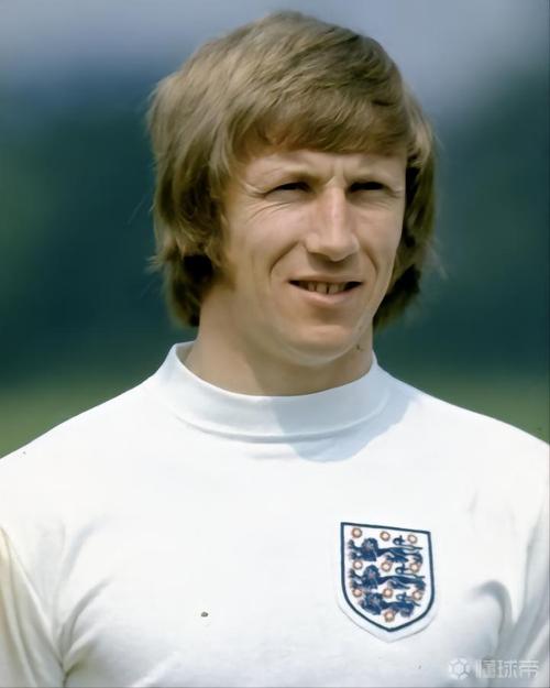 姆希塔良社媒悼念卢切斯库:感谢您的指导和信任,我的心在哭泣