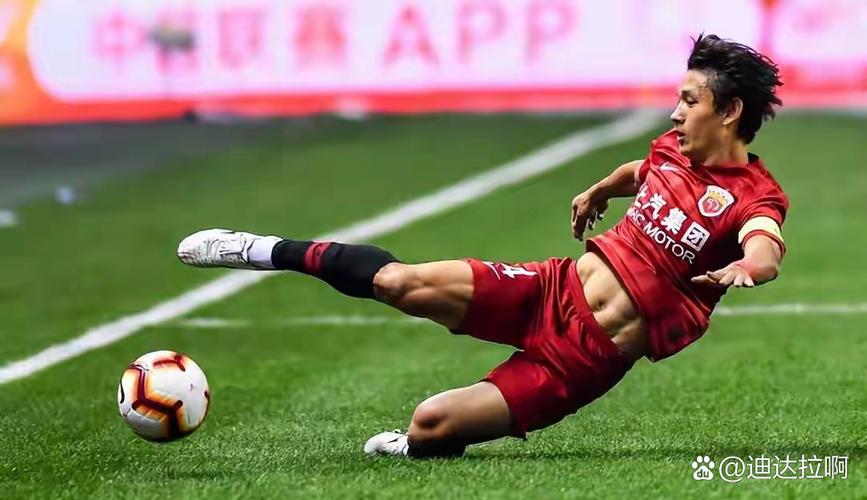 东体:海港取胜积分成功转正,王燊超绝杀球展现穆斯卡特战术要求