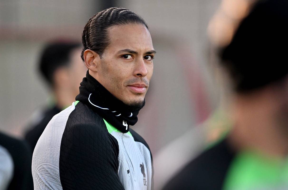 卖巴萨1.35亿!克洛普:很想库鸟留下,但那笔钱买来范戴克阿利松