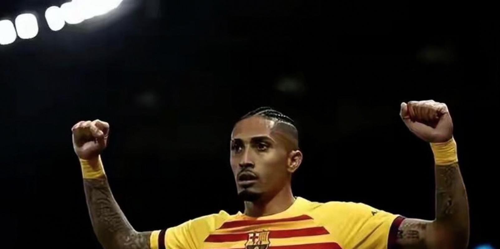 TA盘点:弗里克激励加维、拉菲尼亚等人,他像巴萨年轻球员的父亲