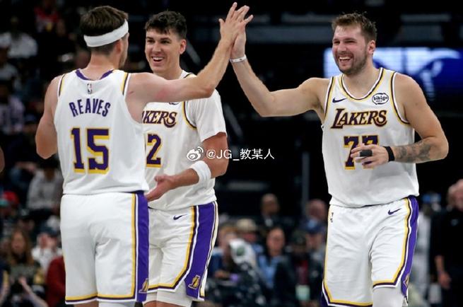 湖人需要全力詹最后一搏！41岁的他能带队撑到东契奇回归吗？