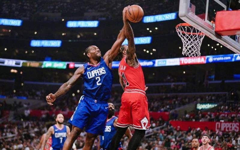 加兰代表快船出战时12胜5负 场均20.4分6.4助1.1断 正负值+7.5