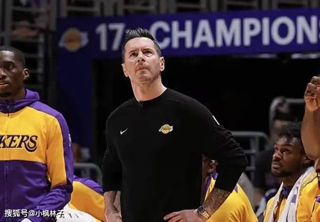 雷迪克:常规赛排名现在已不重要 我们得找到能打季后赛的球员