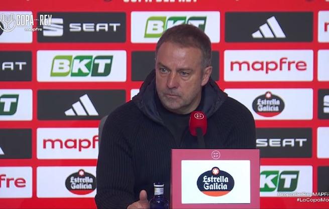 弗里克：不懂为什么普比尔禁区内手球VAR没介入 不然要VAR干啥？