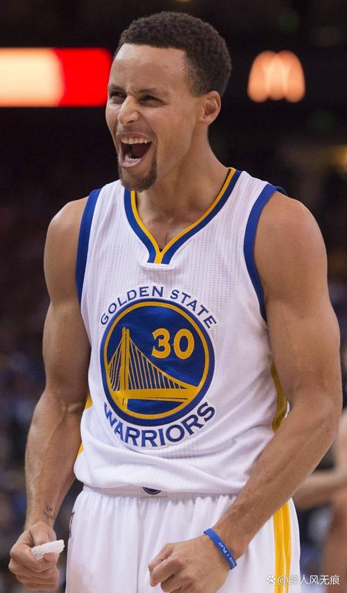 明天勇士迎战湖人 库里&桑托斯&贝西出战成疑 波津缺阵