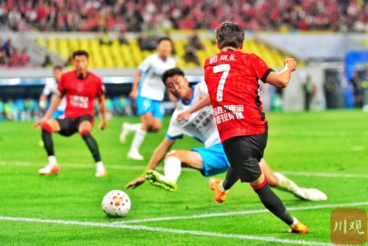 戴帽助球队大胜西海岸，官方：蓉城外援费利佩当选中超第4轮最佳