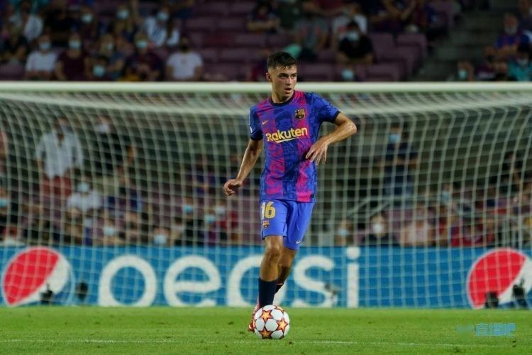 世体:佩德里半场被换下因腿筋不适,他将接受检查