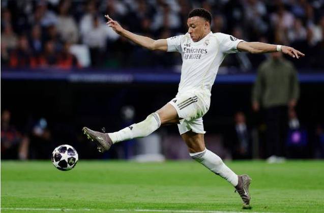 5000万欧赚/亏？每体：卡雷拉斯表现令人失望 奥利塞成为他的噩梦