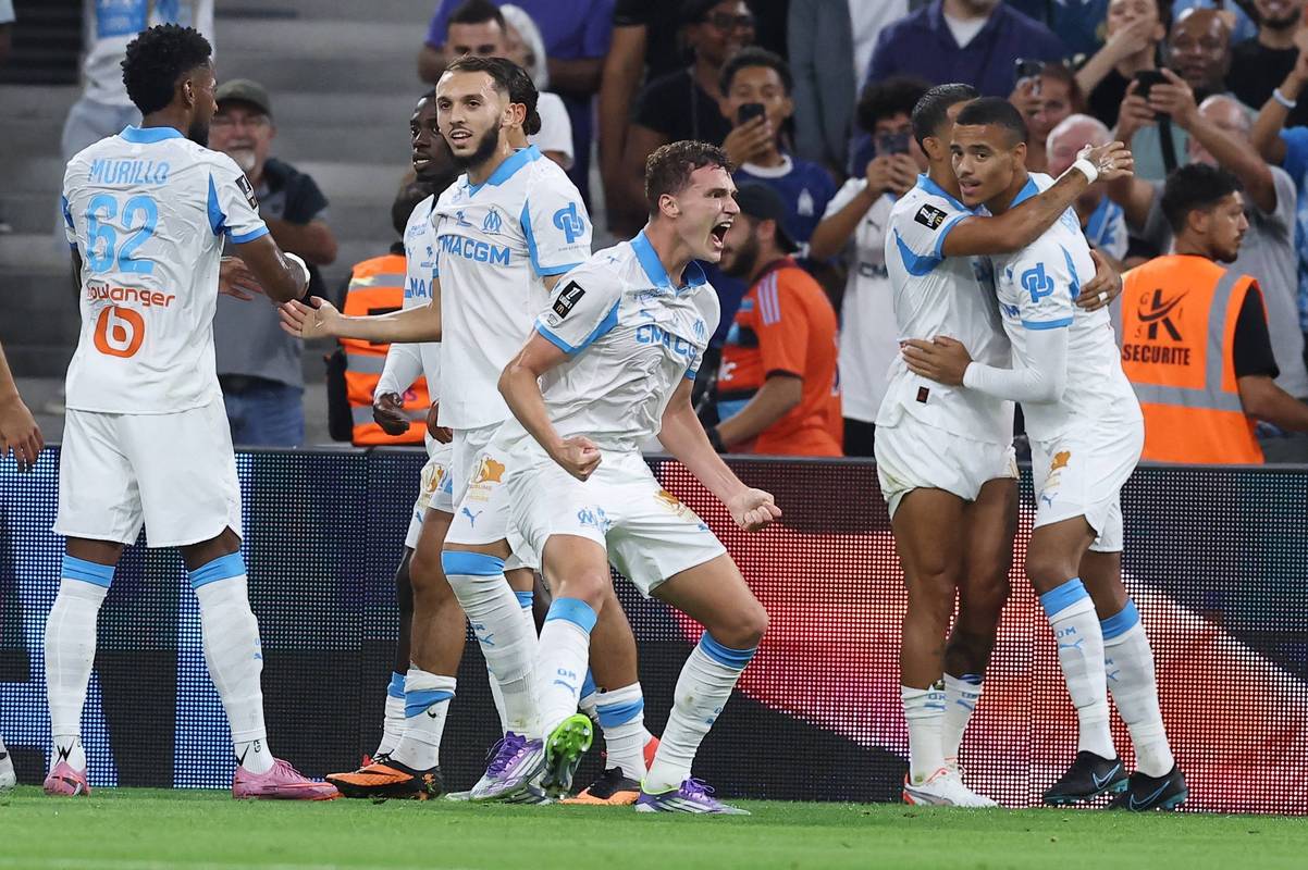 RMC:帕瓦尔表现令人失望,马赛预计不会激活1500万买断条款