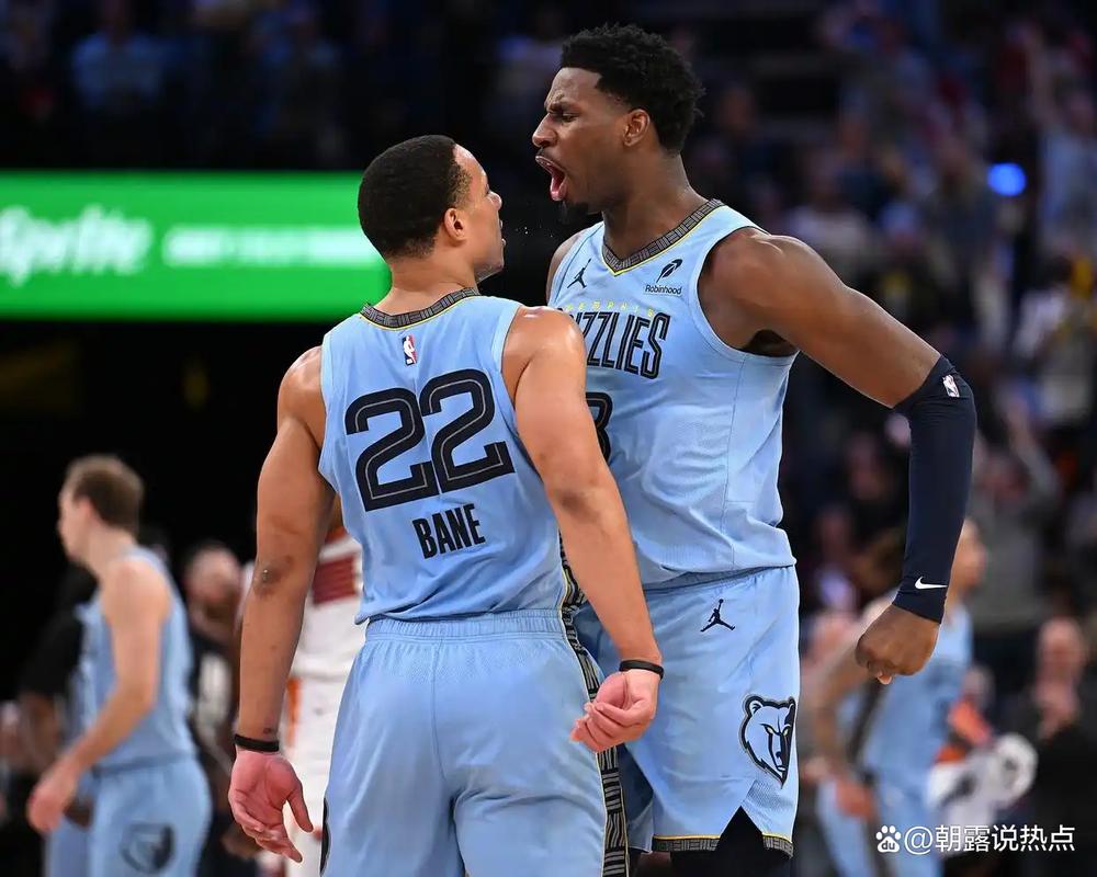 灰熊次轮48号秀斯莫尔本赛季三分命中率43.9% 创近10年来新秀纪录