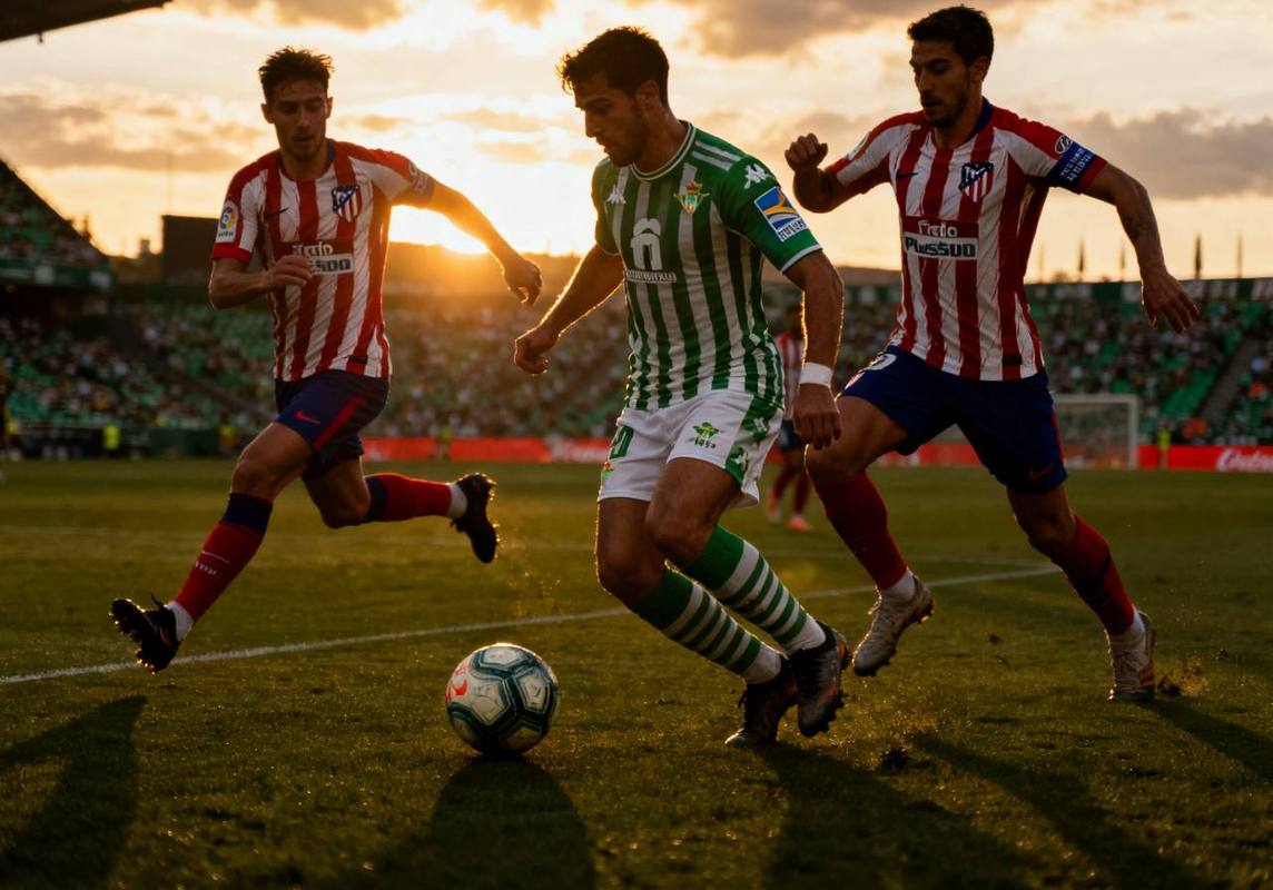 佩莱格里尼：贝蒂斯上半场创造了很多机会，平局是个不错的结果