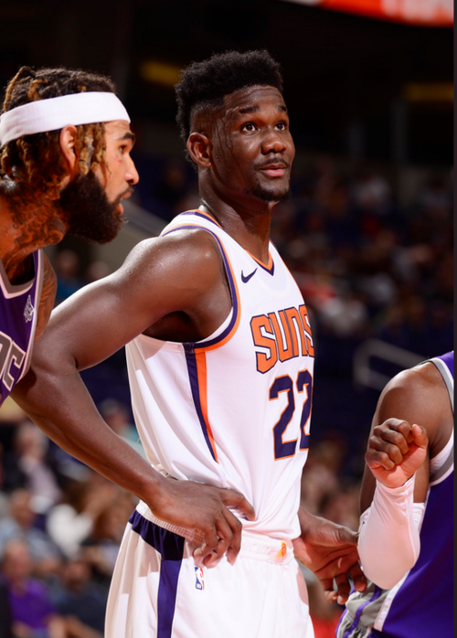 冲锋陷阵！福克斯20中10拿到全队最高25分外加5板7助3断 三分6中3