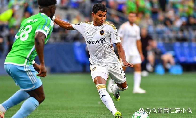 美冠杯洛杉矶银河客场2-4不敌托卢卡,罗伊斯传射难救主