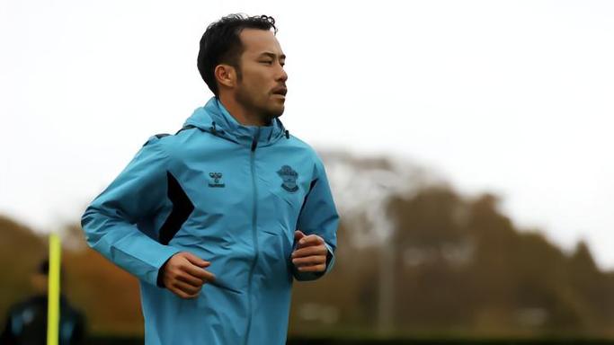 37岁吉田麻也迎来生涯700战里程碑，曾在南安普顿效力8载