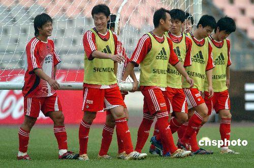 足球报:辽宁足球名宿杨玉敏去世,曾培养郑智、杜震宇等名将