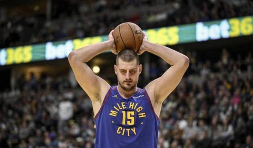 要见证历史啦!约基奇篮板王&助攻王几无悬念 史上从未有人包揽