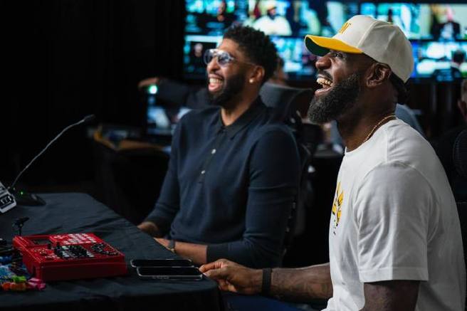 整蛊节目为何选追梦下手？浓眉：他是大反派 整他肯定有节目效果