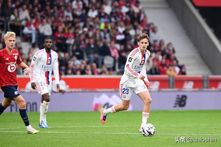 维拉在欧联杯取得8连胜,刷新英格兰球队在欧联的连胜纪录