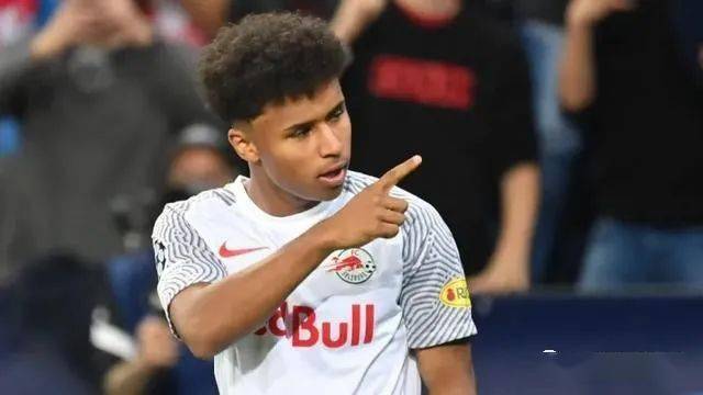 踢球者:若出售阿德耶米,多特希望至少收到3000万欧转会费