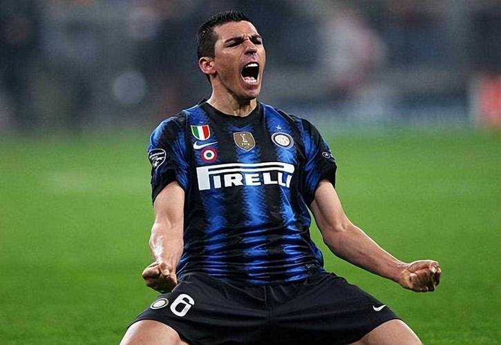 罗马诺：即便出价2亿欧元，赫内斯也明确表示不会考虑出售奥利塞