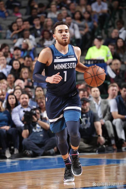 迎战独行侠 文班出战成疑 最后两场打一场超20分钟才能获评奖资格