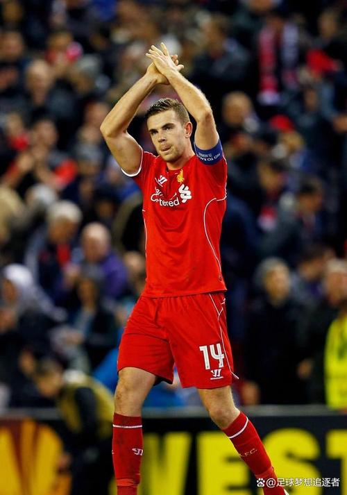 来自前队长的致敬!亨德森社媒转发罗伯逊离队采访:你是传奇