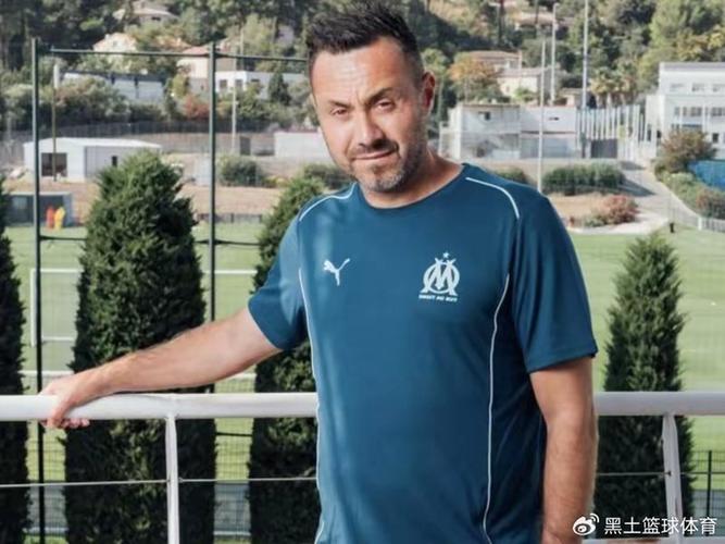 热刺旧将:德泽尔比会调整自己的战术要求,他能够率队摆脱困境