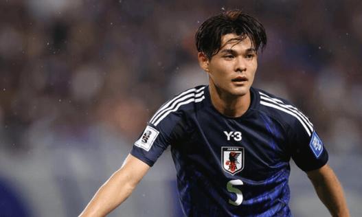 身价2500万欧!佐野海舟欧协联奔袭内切远射破门,助美因茨取胜