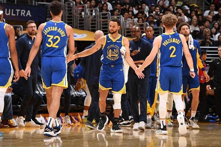 赛季至今全勤 波杰姆斯基:最好的能力是随时出战 我想每场都出力