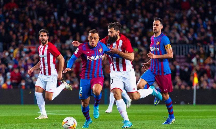 巴萨旧将谈负马竞：少打一人不是问题，问题是我们在和15个人较量