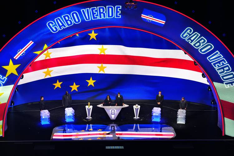 TA：南美足联公开发声支持因凡蒂诺，双方讨论过世界杯扩军至64队