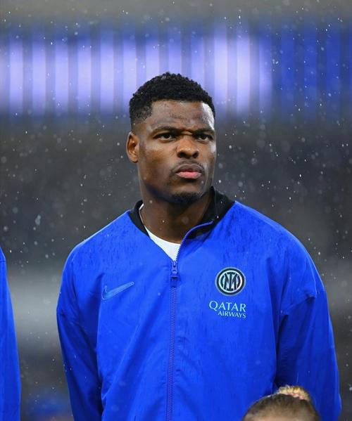 邓弗里斯：伤病是一段艰难的时期，但现在我对赛季末段充满期待