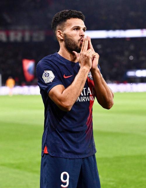 贡萨洛·拉莫斯谈出场时间：我专注于能控制的事情，尊重教练决定