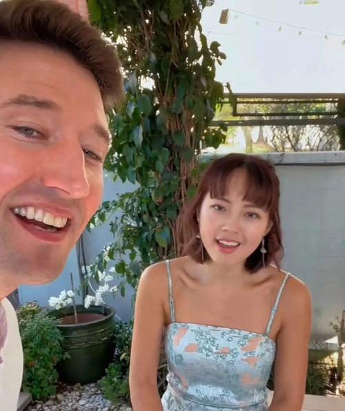 邮报:妻子米兰达非常支持恩德里克,先后随他搬至西班牙和法国