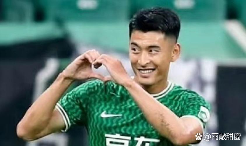 博主:成都蓉城昨日抵达北京,王子铭今天下午将出席本轮赛前