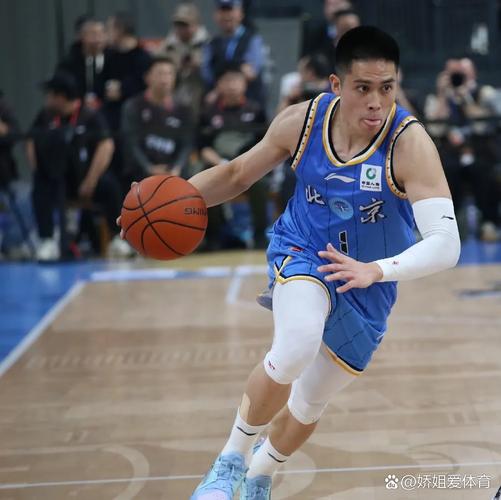 陈盈骏：周琦在攻防两端的作用非常大 对手都不敢进去