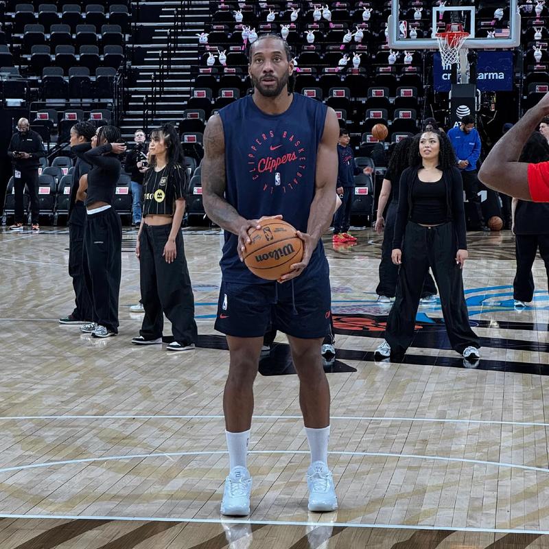 船记：快船近一个月仅赢了1支胜率过半球队 并不像是排名第8的队