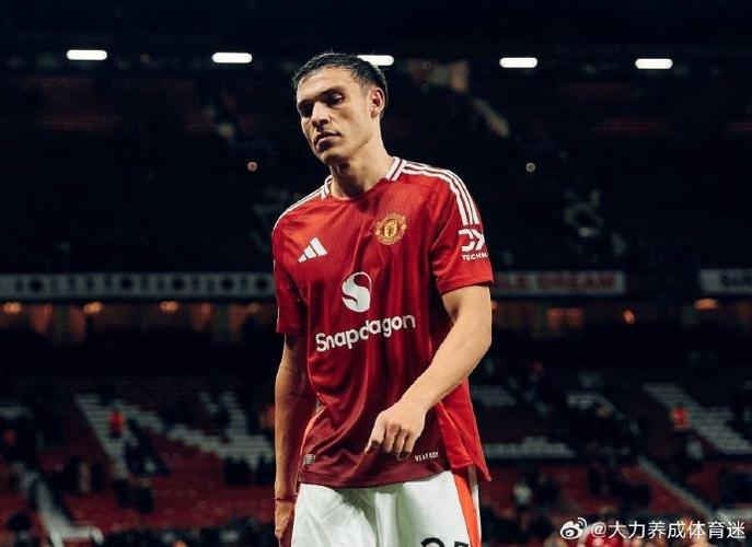 曼联官方祝乌加特25岁生日快乐,球员加盟以来出战68场2球6助