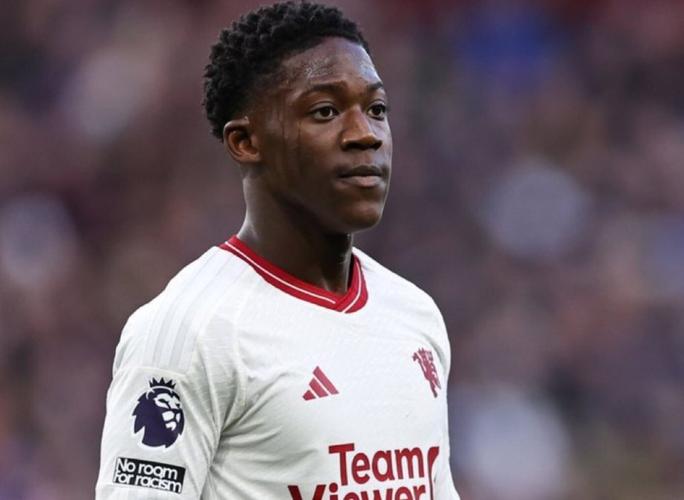 曼晚介绍曼联助教伍德盖特:曾效力利兹联,如今帮红魔重回正轨