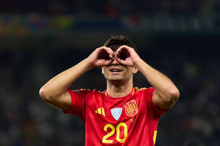 龙赛罗晒姆巴佩流血照：这就是西班牙裁判，内格雷拉仍在操控一切