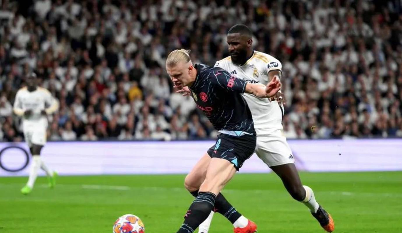 弗洛伦蒂诺赛前轻轻给了巴尔韦德一巴掌，和贝林厄姆低声交流