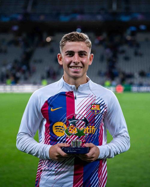 费尔明：我们在联赛中不能掉以轻心，在欧冠赛场会战斗到最后一刻