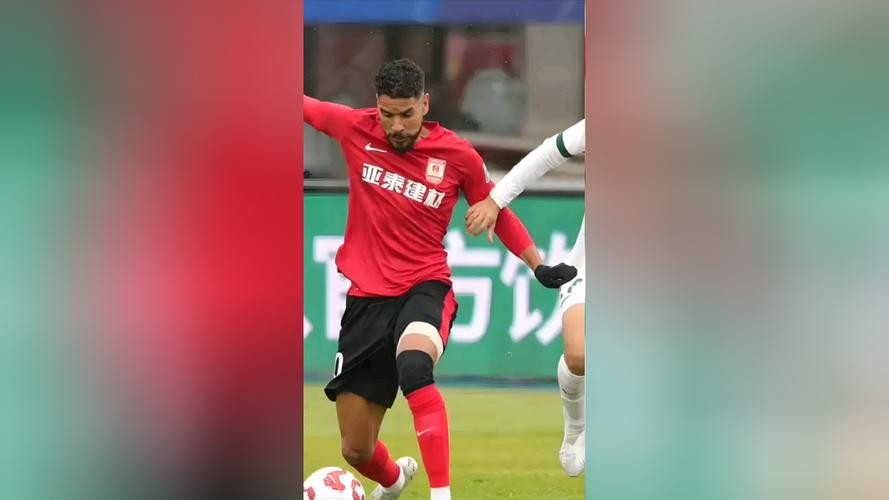 草台班子!中甲亚泰vs陕西联合,比赛转播比分牌惊现“1比-1”