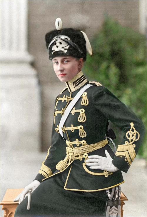 官方：玛丽·路易丝-埃塔临时执教柏林联，成为德甲首位女性主帅