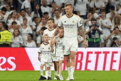 退役2年了！阿斯：皇马明确下赛季让克罗斯回归，职位和形式待定