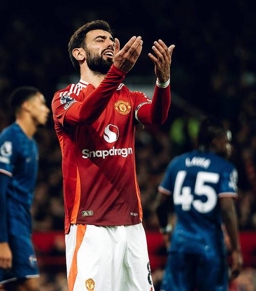 记者：B费圣诞节给每个曼联员工过节费 能花一小时指导小将任意球