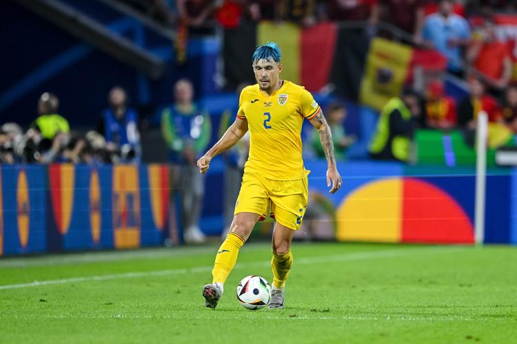 每体：卢库米是巴萨中卫引援备选目标，球员估价约2500万欧