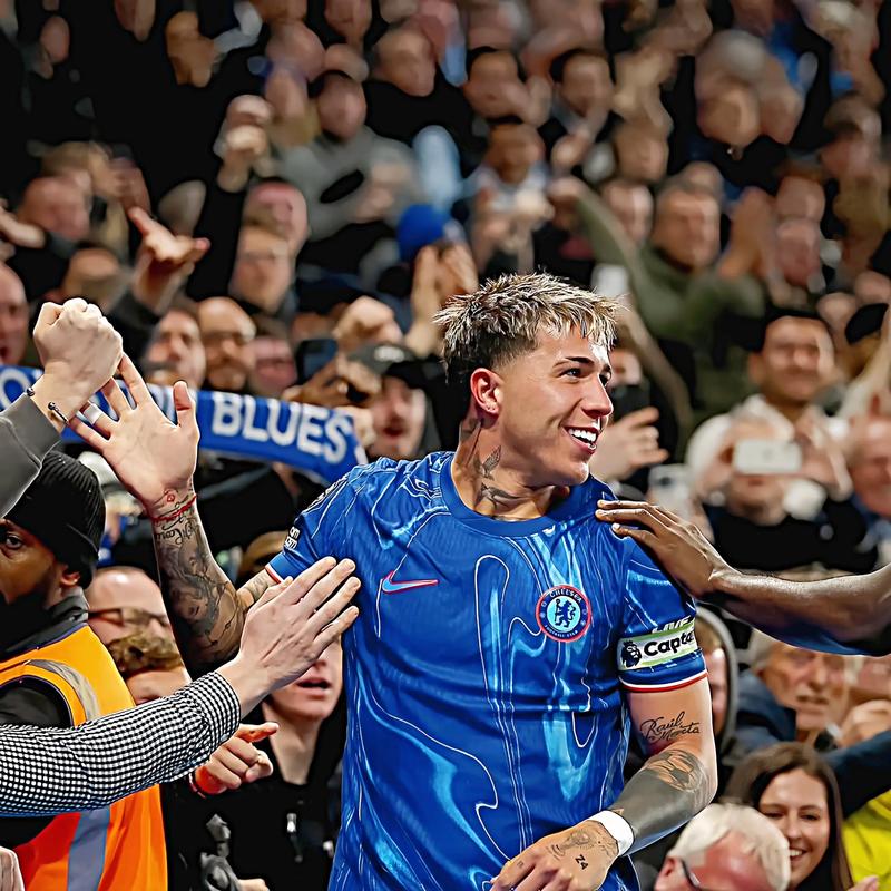 电讯报:切尔西停赛恩佐极其荒谬,如今的蓝军与易主前彻底脱节